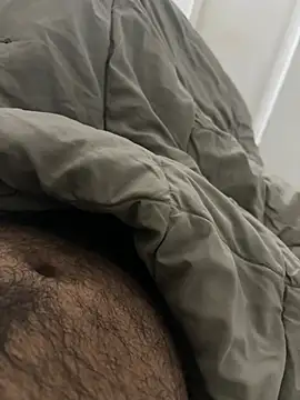 Snapshot of yourheroforfun chatting on 01/19/25, 04:57 yourheroforfun online show from 01/19/25, 04:57