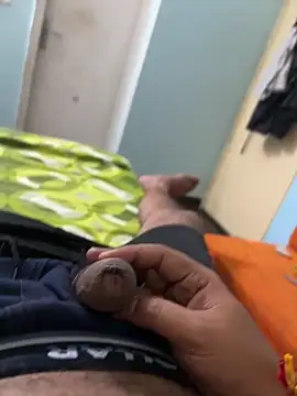 yourheroforfun online show from 04/23/26, 06:32