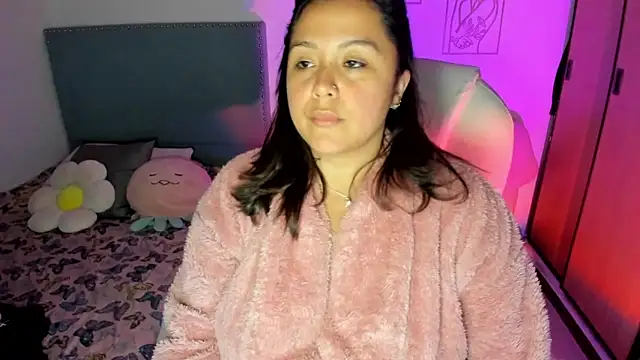 bigbooty-30 online show from 11/25/25, 12:43