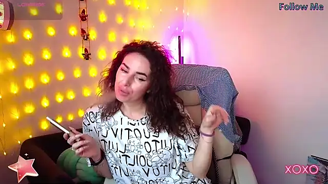 xx adrihanna xx online show from 01/27/25, 06:19