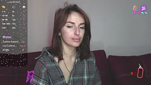 Snapshot of xx_adrihanna_xx chatting on 04/18/26, 03:27 xx adrihanna xx online show from 04/18/26, 03:27
