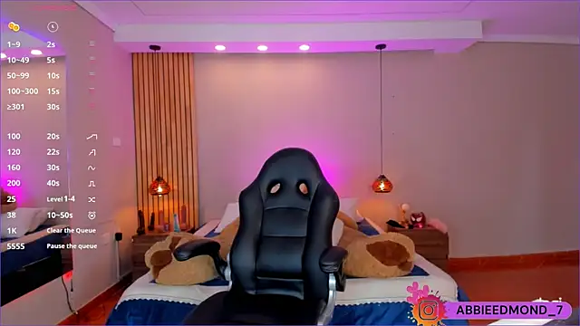 AbbieEdmond online show from 01/25/25, 04:45