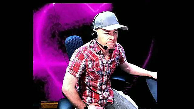 Snapshot of GymyXY chatting on 02/07/25, 08:44 GymyXY online show from 02/07/25, 08:44