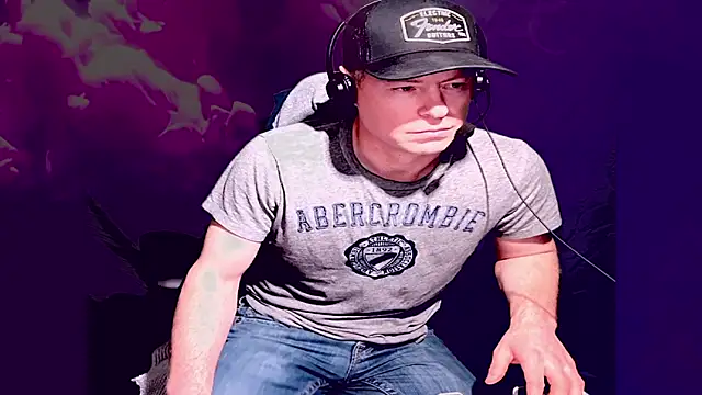 Snapshot of GymyXY chatting on 02/21/25, 07:34 GymyXY online show from 02/21/25, 07:34