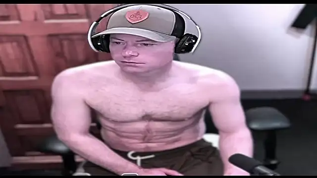 Snapshot of GymyXY chatting on 03/20/25, 09:26 GymyXY online show from 03/20/25, 09:26