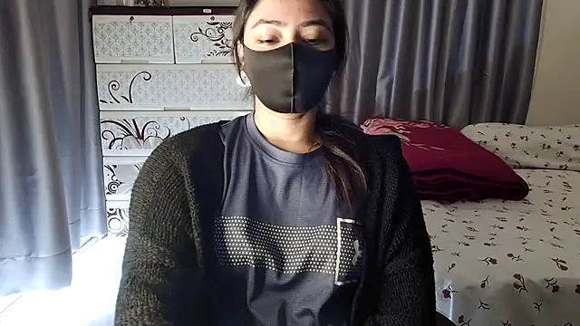 Snapshot of Sima--Roy chatting on 01/10/26, 04:36 Sima--Roy online show from 01/10/26, 04:36