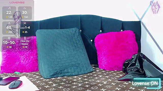 SOLL RED online show from 01/30/25, 02:27