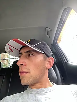 Snapshot of vpn1000 chatting on 03/12/26, 08:04 vpn1000 online show from 03/12/26, 08:04