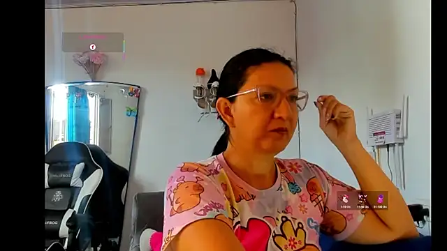 Angelblue  online show from 06/25/26, 02:21