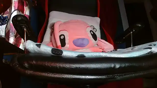 wendy rivera  online show from 11/22/25, 12:26