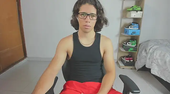 imtonny19 online show from 02/11/25, 02:35