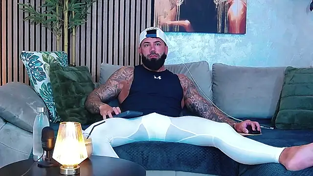 masterkingofmusclee online show from 05/12/26, 07:05
