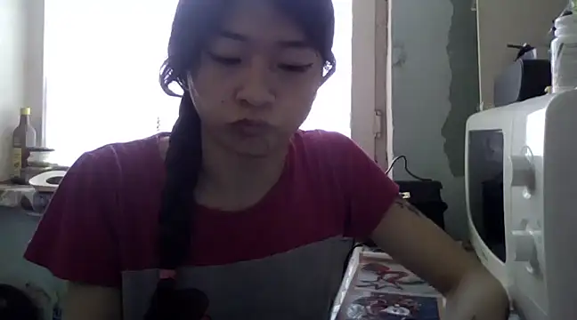 CarlyJoy online show from 02/20/25, 10:27