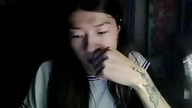 CarlyJoy online show from 10/01/25, 04:46