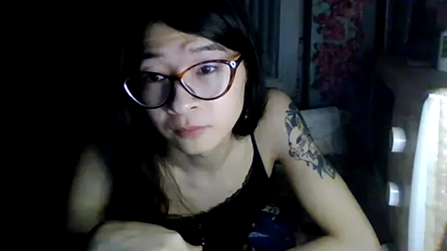 Snapshot of CarlyJoy chatting on 03/24/26, 05:51 CarlyJoy online show from 03/24/26, 05:51