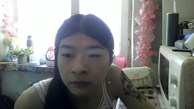 Snapshot of CarlyJoy chatting on 04/12/26, 09:36 CarlyJoy online show from 04/12/26, 09:36