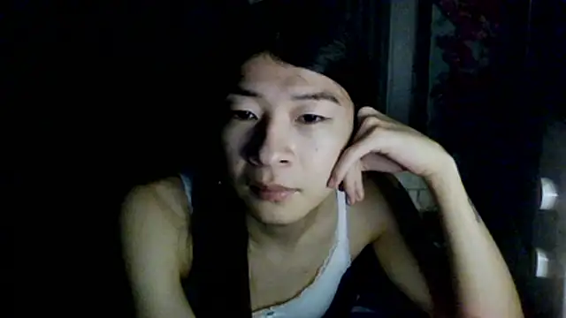 Snapshot of CarlyJoy chatting on 04/19/26, 04:39 CarlyJoy online show from 04/19/26, 04:39