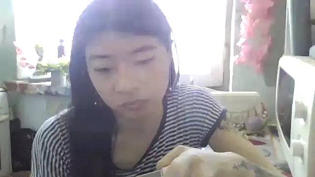 Snapshot of CarlyJoy chatting on 06/03/26, 10:40 CarlyJoy online show from 06/03/26, 10:40