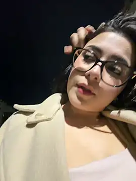 Snapshot of Natha_Fantasy chatting on 02/12/26, 01:44 Natha Fantasy online show from 02/12/26, 01:44