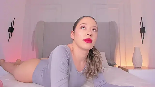 chloe d online show from 10/29/25, 11:56