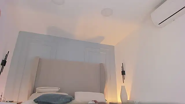 chloe d online show from 05/07/26, 10:53