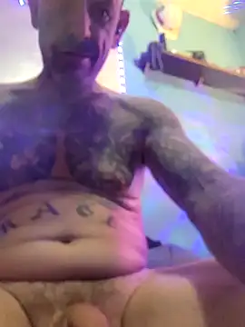 Snapshot of deepstroker42071 chatting on 12/24/24, 12:00 deepstroker42071 online show from 12/24/24, 12:00