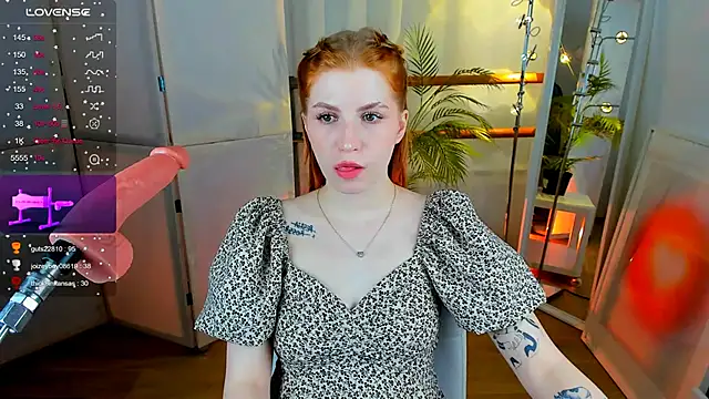 Snapshot of Mira__Blush chatting on 01/17/25, 11:51 Mira Blush online show from 01/17/25, 11:51