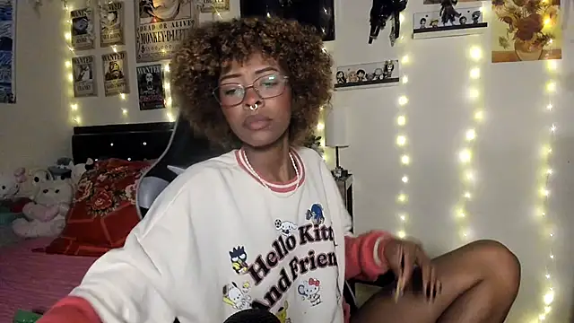 Snapshot of Cristal_Jonas@xh chatting on 11/16/25, 03:45 Cristal Jonasxh online show from 11/16/25, 03:45