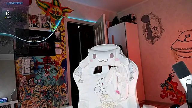 Sunny Mouse  online show from 01/16/25, 09:19