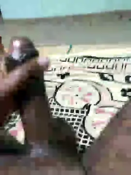 Snapshot of SILENT_FUCKER_01 chatting on 12/27/24, 05:48 SILENT FUCKER 01 online show from 12/27/24, 05:48