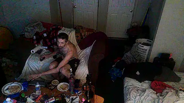Snapshot of Bi_curious86 chatting on 04/16/26, 01:23 Bi curious86 online show from 04/16/26, 01:23