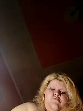 ducicsajsziii online show from 12/04/24, 10:24