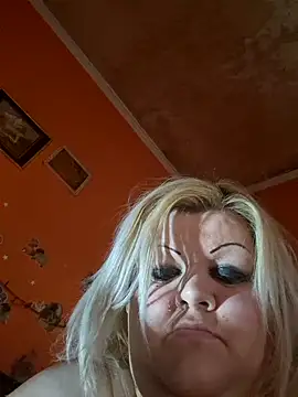 ducicsajsziii online show from 11/12/25, 02:06