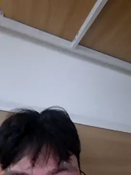 Snapshot of Gwencloudy chatting on 05/15/26, 03:52 Gwencloudy online show from 05/15/26, 03:52