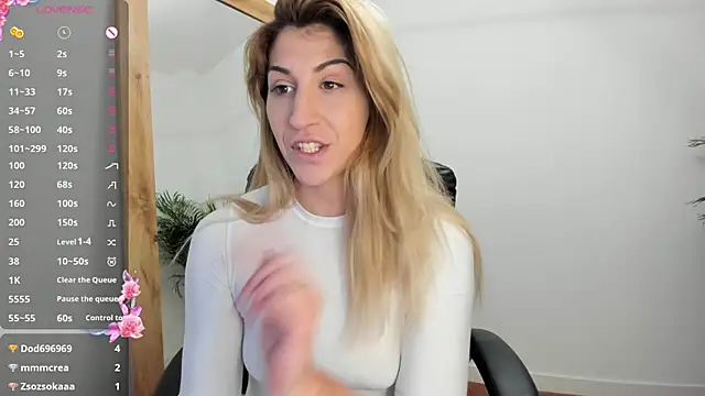 sofiah  online show from 02/18/25, 04:48