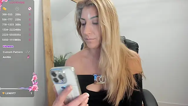 sofiah  online show from 03/02/25, 06:59