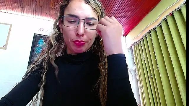 Snapshot of Niky_777 chatting on 02/08/25, 02:04 Niky 777 online show from 02/08/25, 02:04