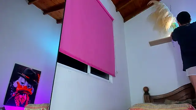 Snapshot of Juan_Castano chatting on 10/16/25, 06:14 Juan Castano online show from 10/16/25, 06:14