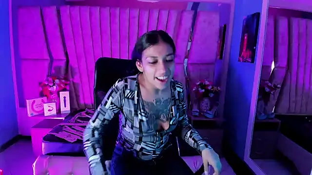 TeennNaugthy18 online show from 02/10/25, 02:30