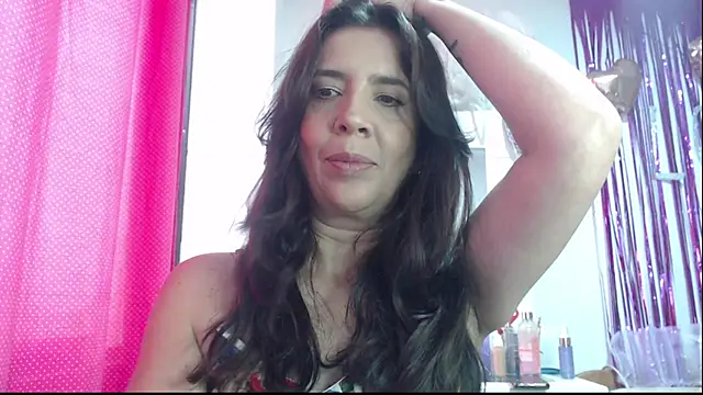 Victoria meester online show from 02/24/25, 02:15