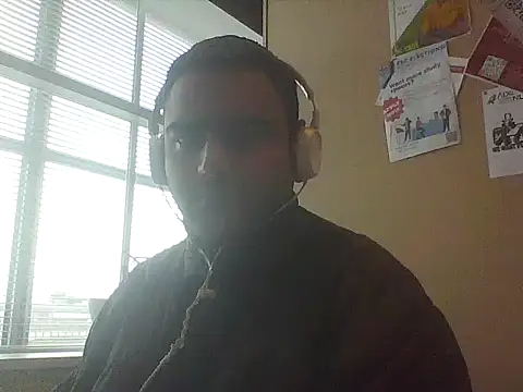 Snapshot of JohnBond009 chatting on 01/31/25, 11:56 JohnBond009 online show from 01/31/25, 11:56