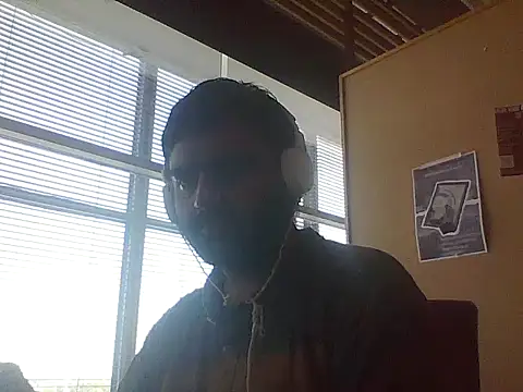 JohnBond009 online show from 06/18/26, 01:48