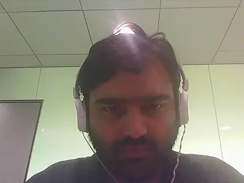 JohnBond009 online show from 06/19/26, 07:45