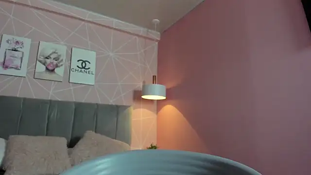 dolly zoe online show from 02/13/25, 05:26