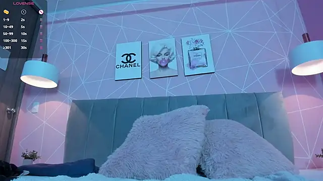 dolly zoe online show from 02/22/25, 08:29