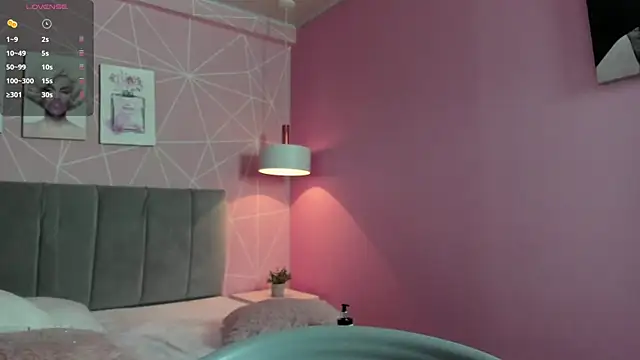 dolly zoe online show from 03/22/25, 06:58