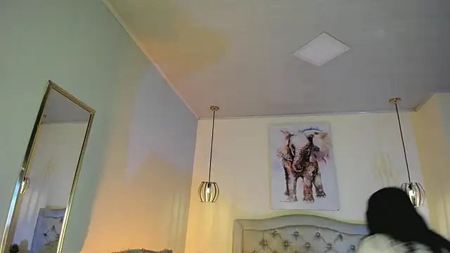 ayshel   online show from 10/03/25, 08:28