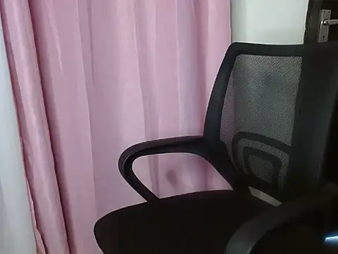 savage laura online show from 05/15/26, 12:01