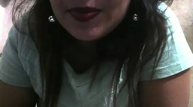 Snapshot of shekira99 chatting on 12/22/24, 02:06 shekira99 online show from 12/22/24, 02:06