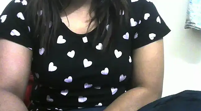Snapshot of shekira99 chatting on 02/10/25, 07:17 shekira99 online show from 02/10/25, 07:17